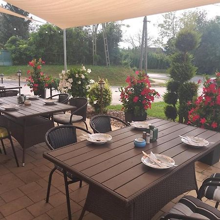 Venusz Panzio Es Vendeglo Bed and Breakfast Bagod Exteriör bild