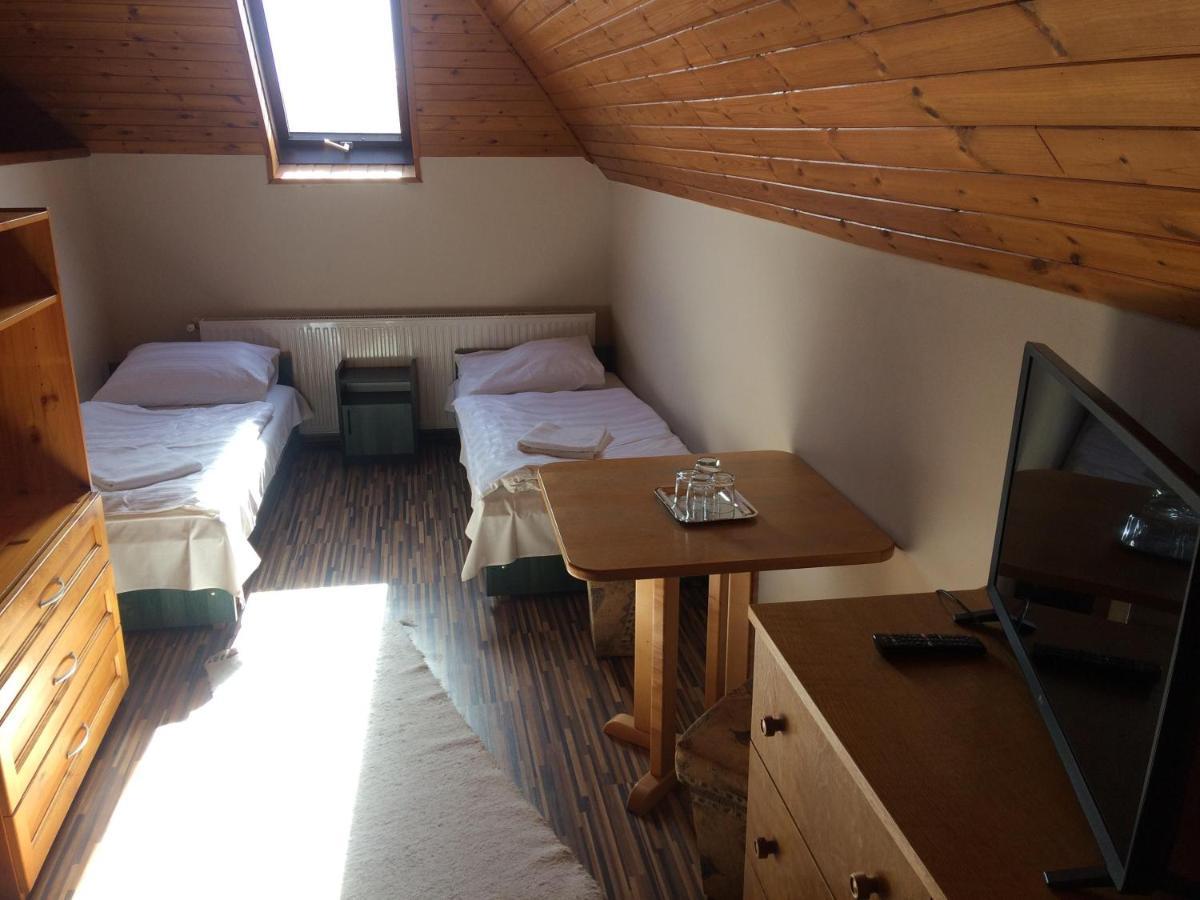Venusz Panzio Es Vendeglo Bed and Breakfast Bagod Exteriör bild